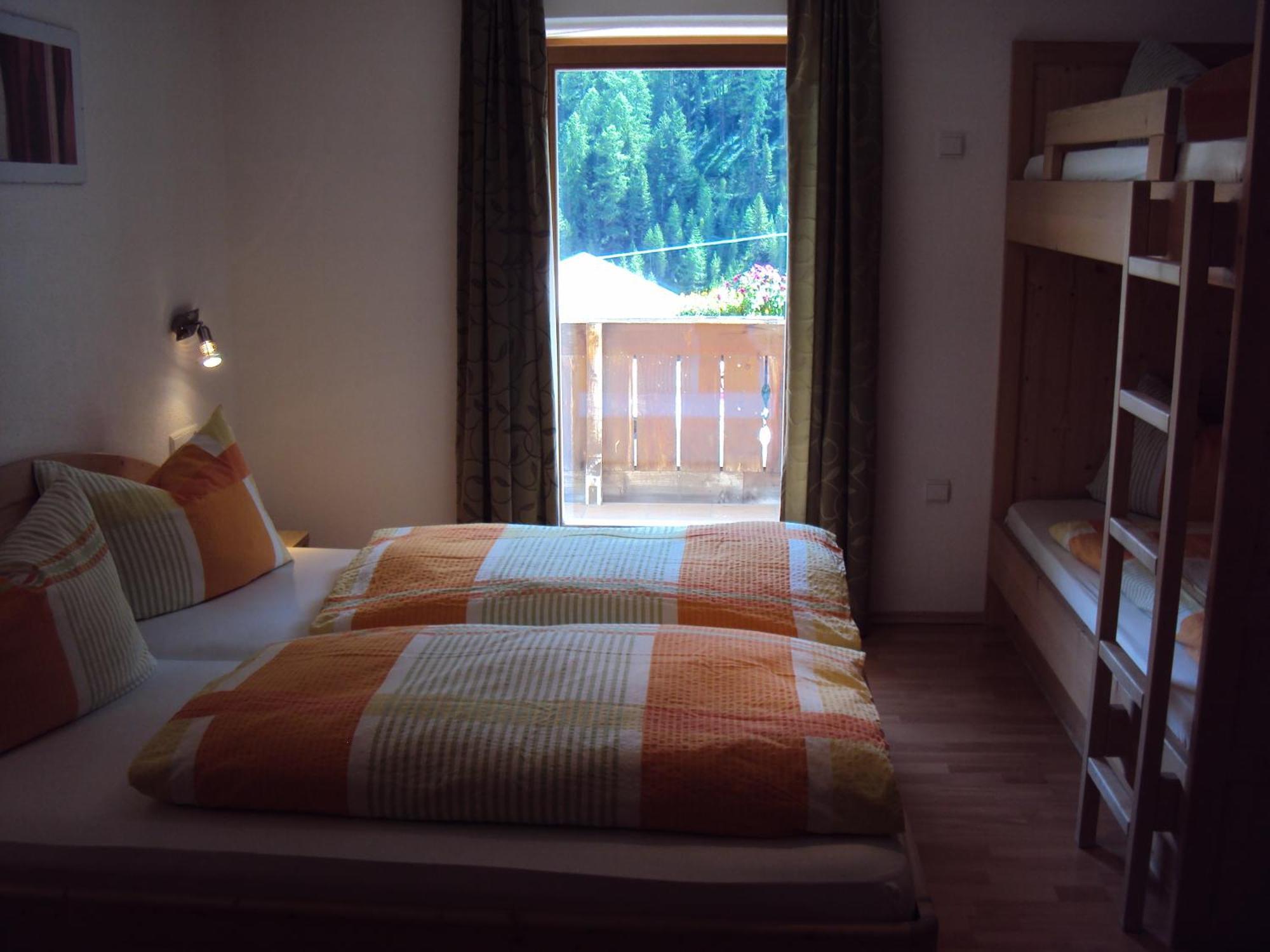 Haus Fliri Curon Venosta Quarto foto