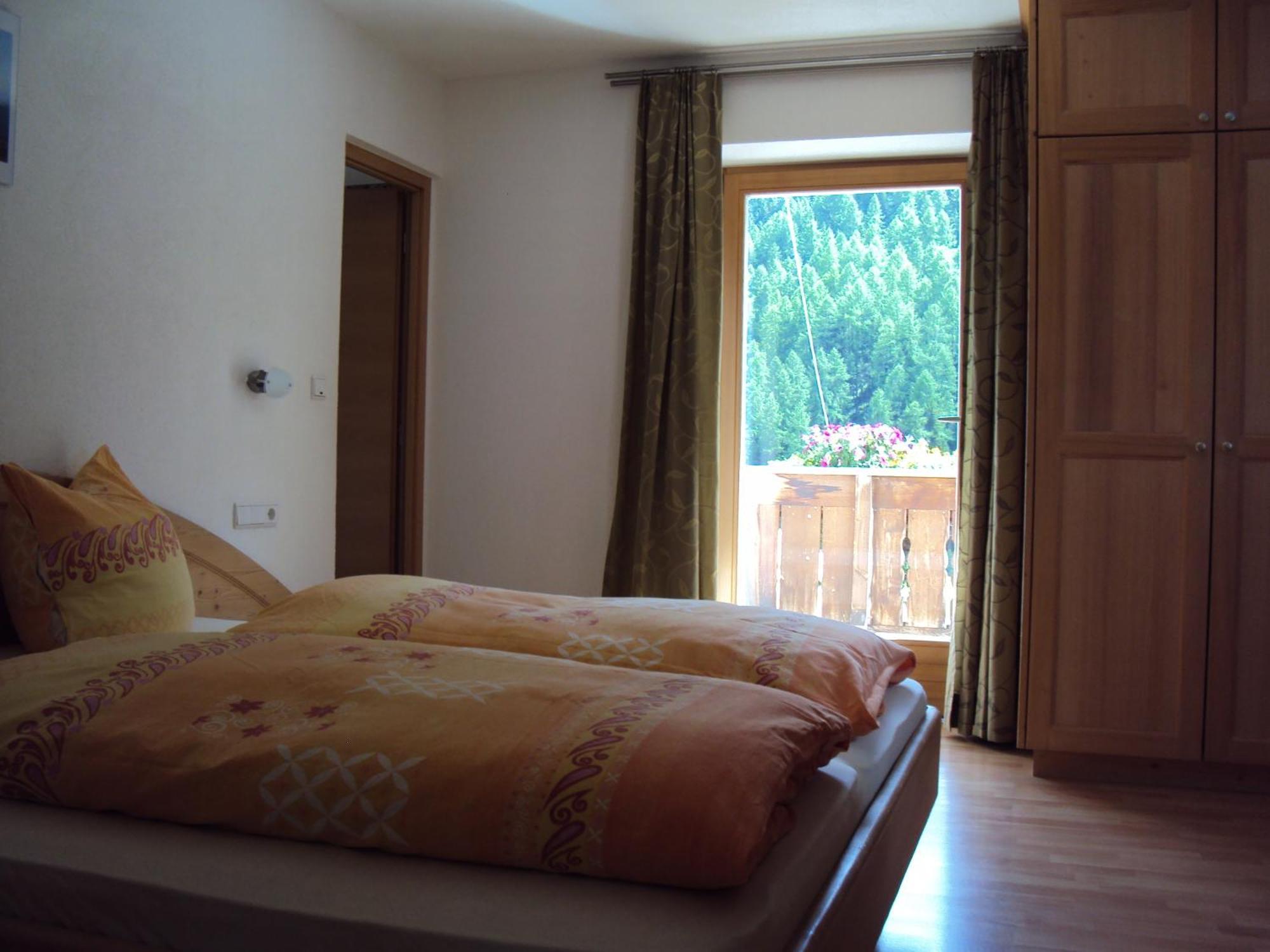 Haus Fliri Curon Venosta Quarto foto