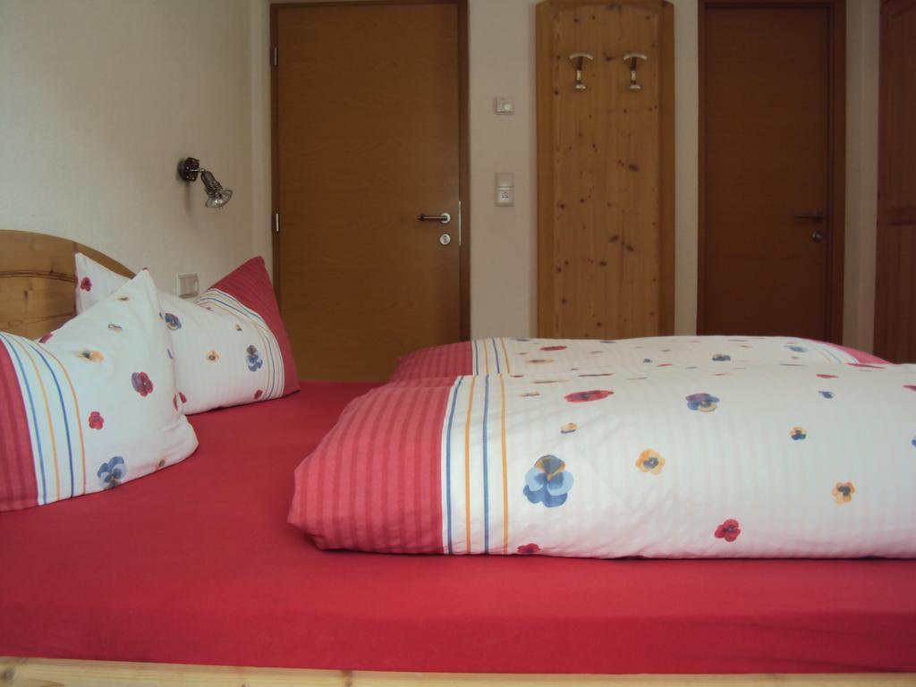 Haus Fliri Curon Venosta Quarto foto