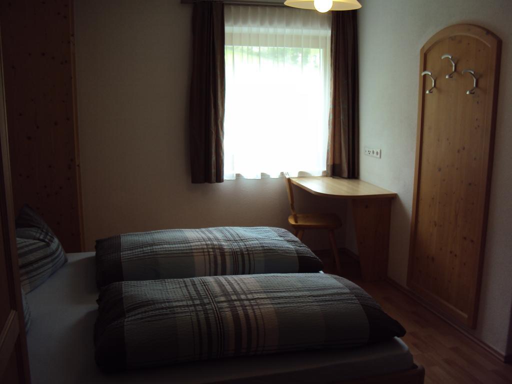 Haus Fliri Curon Venosta Quarto foto