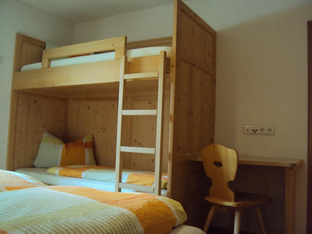 Haus Fliri Curon Venosta Quarto foto