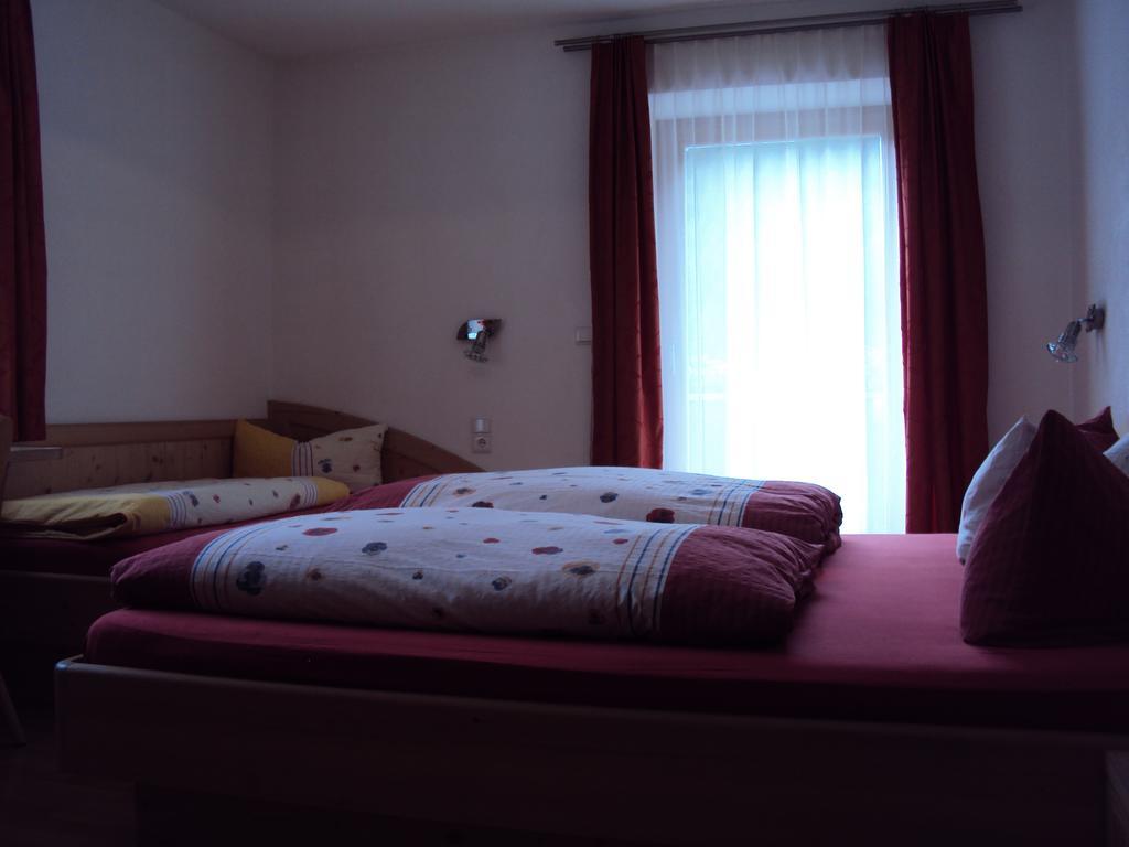 Haus Fliri Curon Venosta Quarto foto
